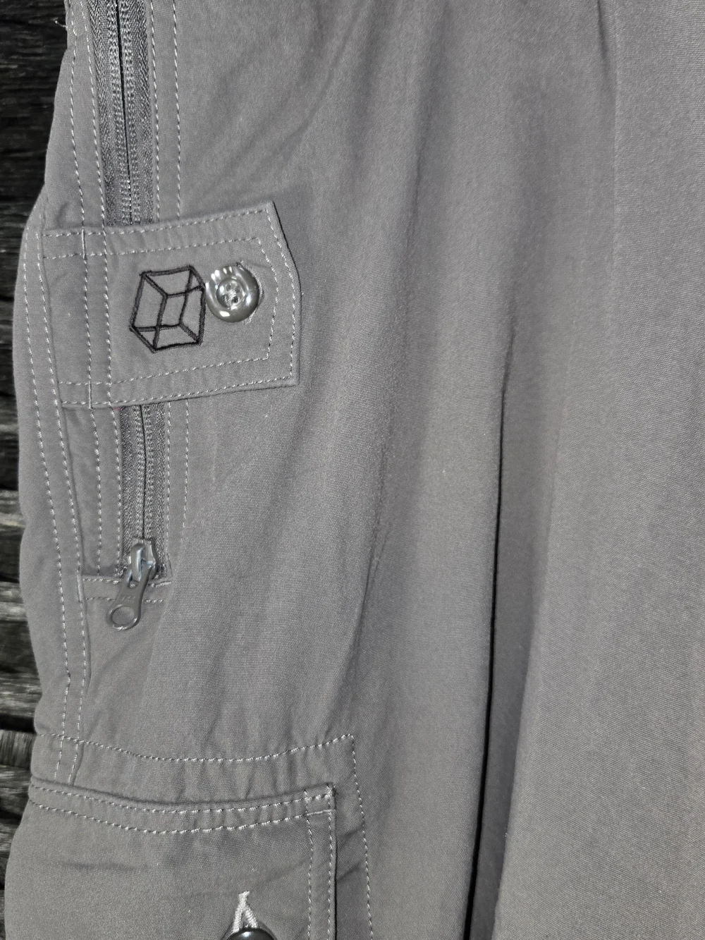 Clothing Arts Gray Utility Cargo Mens Shorts Size 40